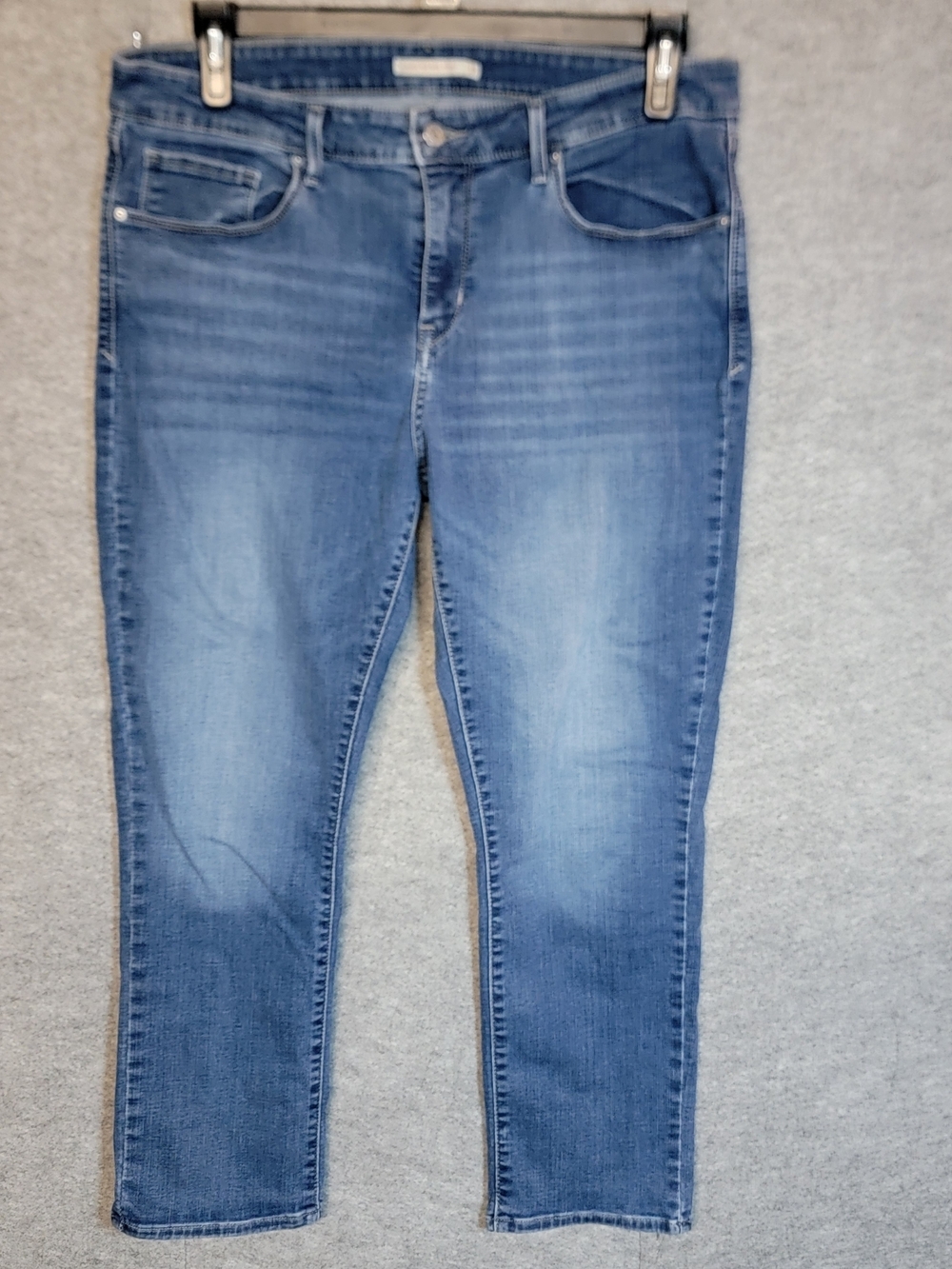 Levi's Classic Mid Rise Skinny Jeans Size 18